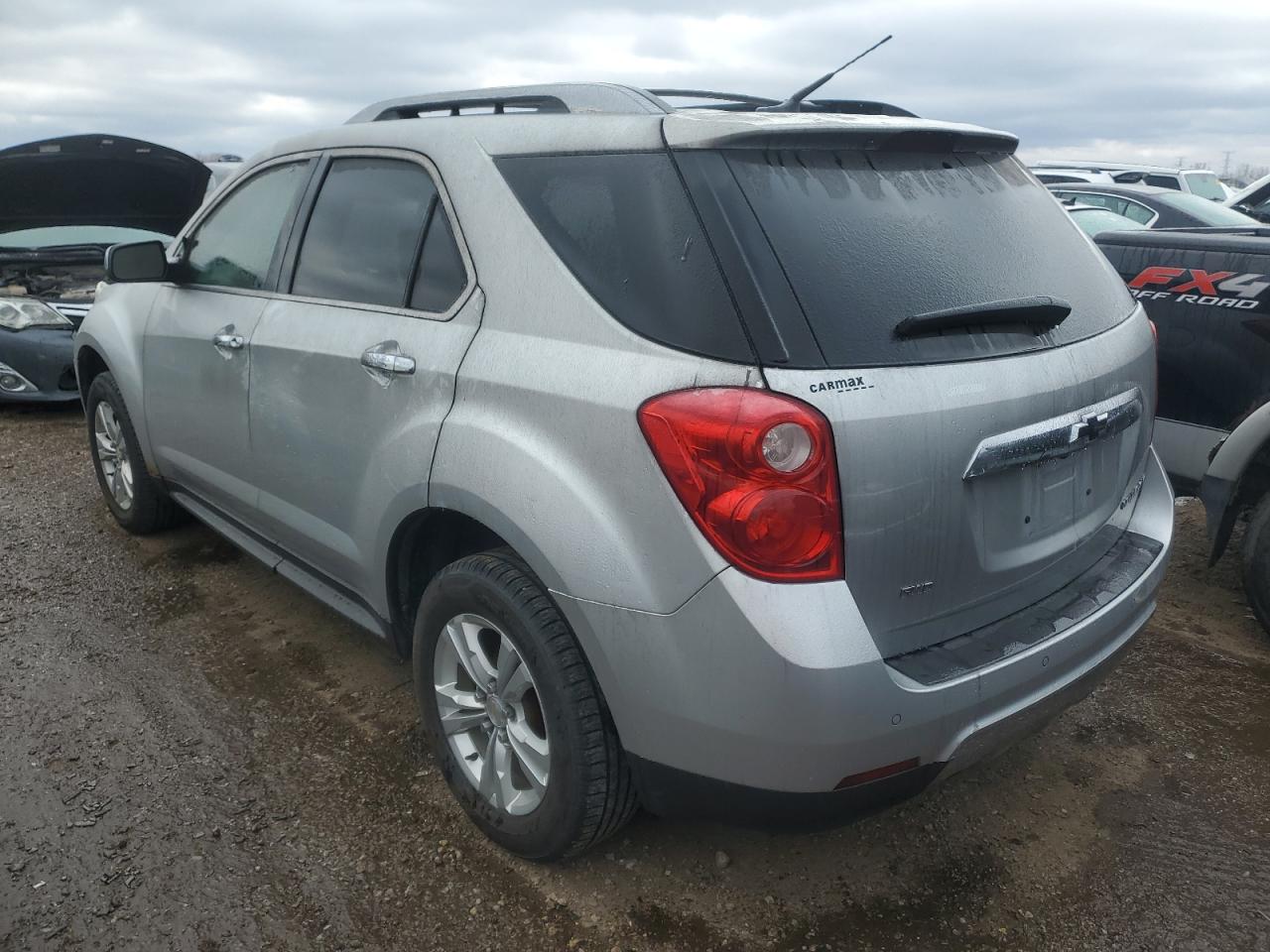 2010 Chevrolet Equinox - Image 2