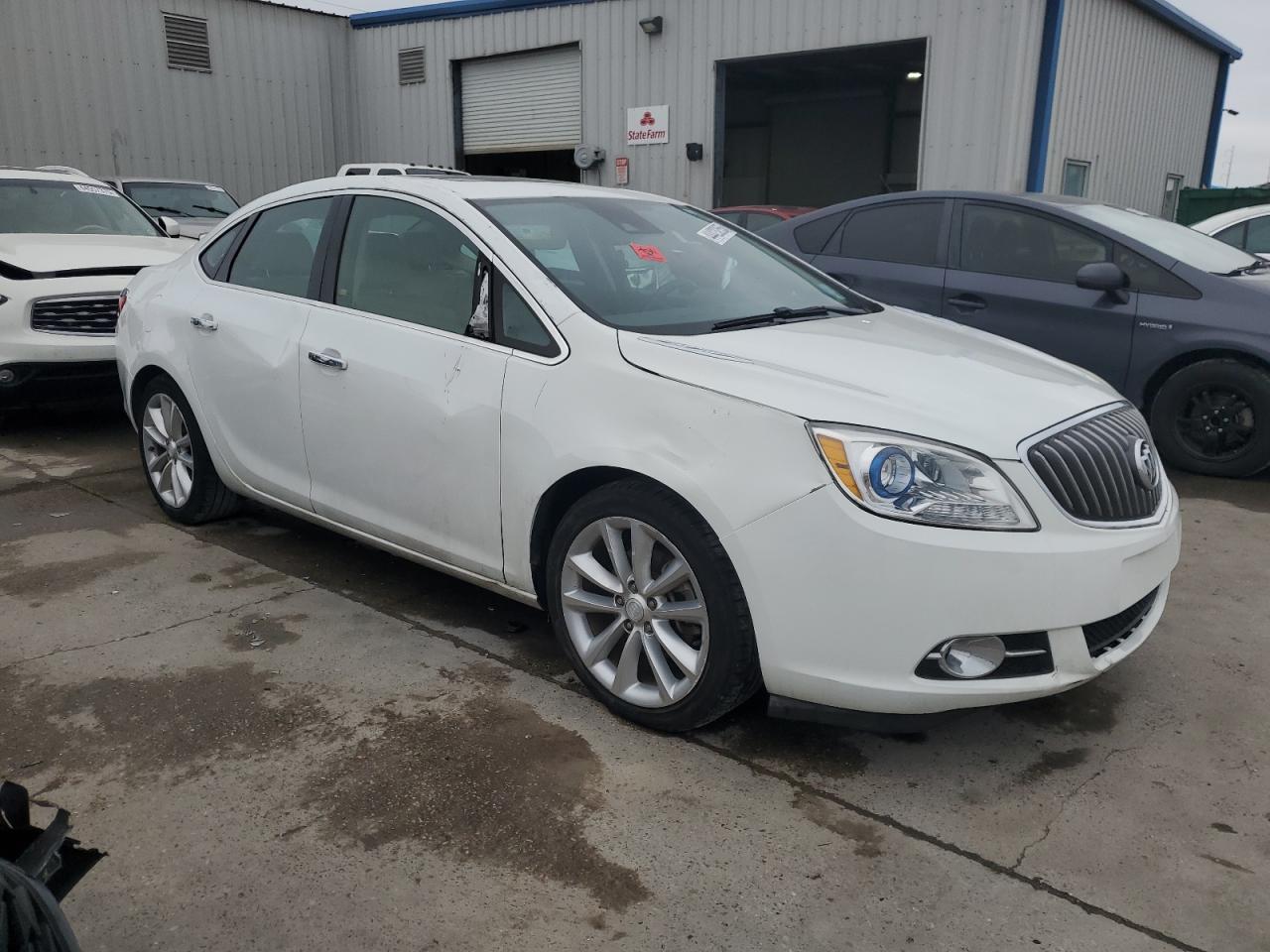 2015 Buick Verano - Image 4