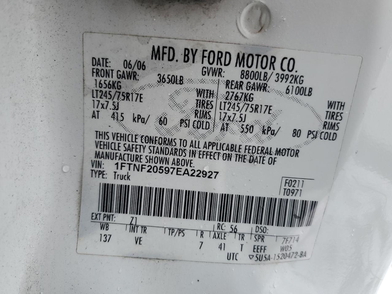 2007 Ford F250 - Image 12