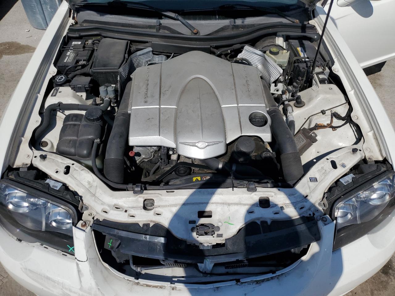 2004 Chrysler Crossfire - Image 11