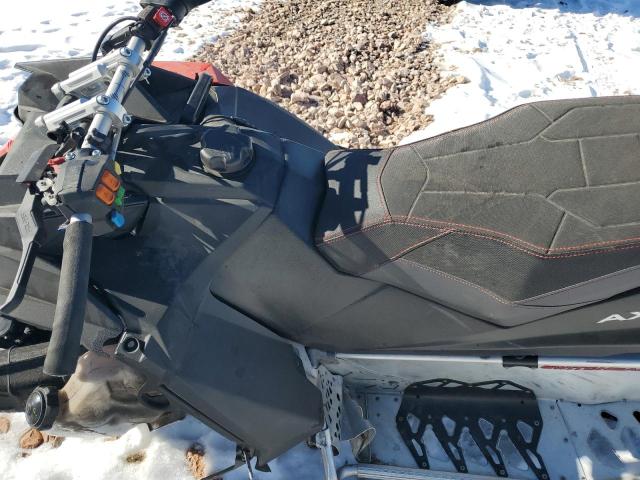 2015 POLARIS SNOWMOBILE