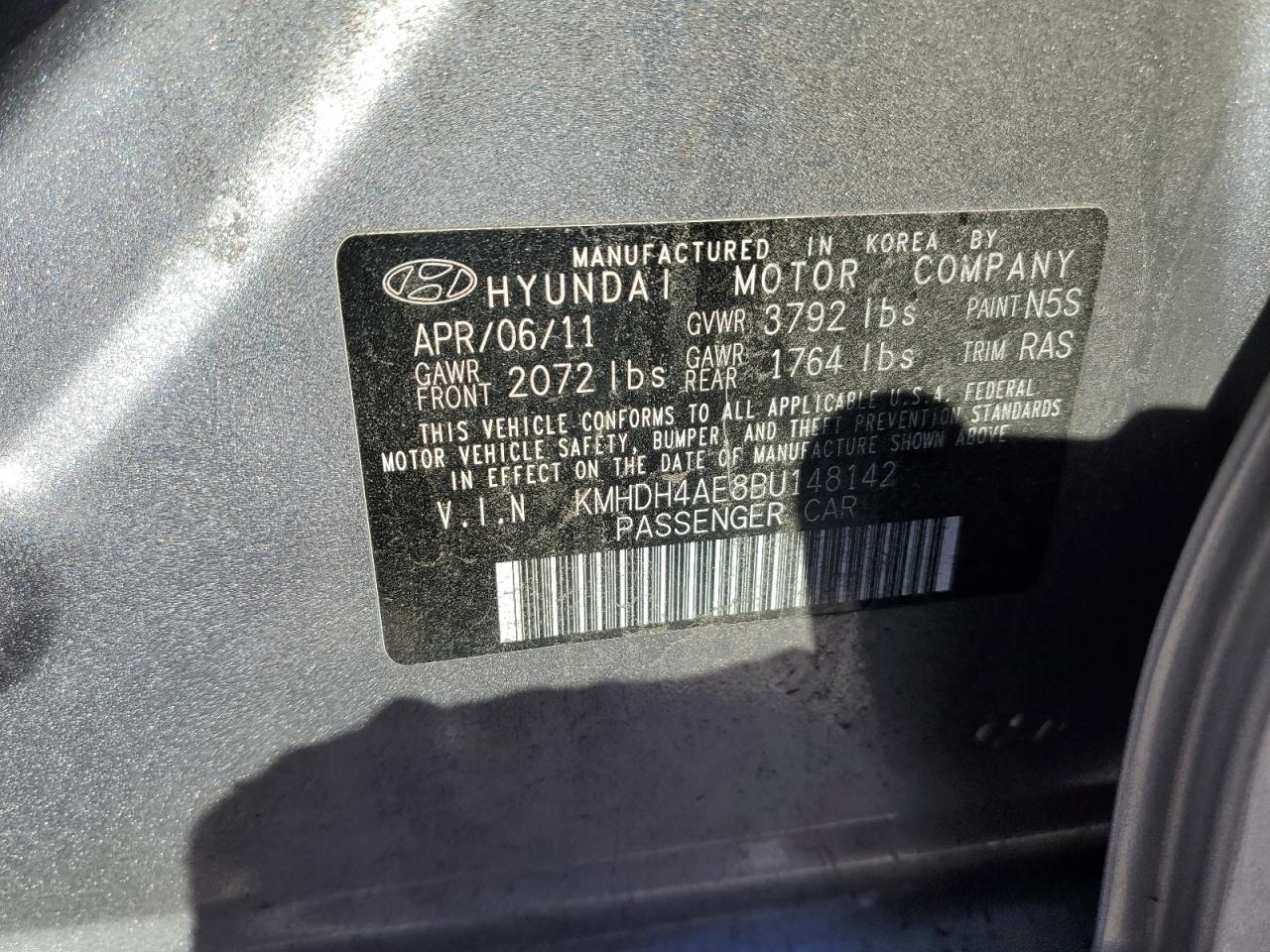 2011 Hyundai Elantra - Image 14