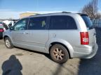 2008 Chrysler Town & Country Touring de vânzare în Moraine, OH - All Over