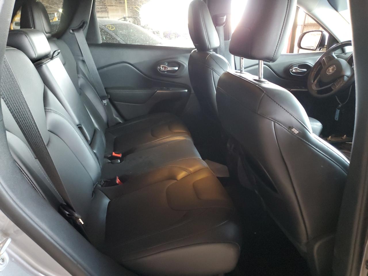 2021 Jeep Grand Cherokee - Image 10