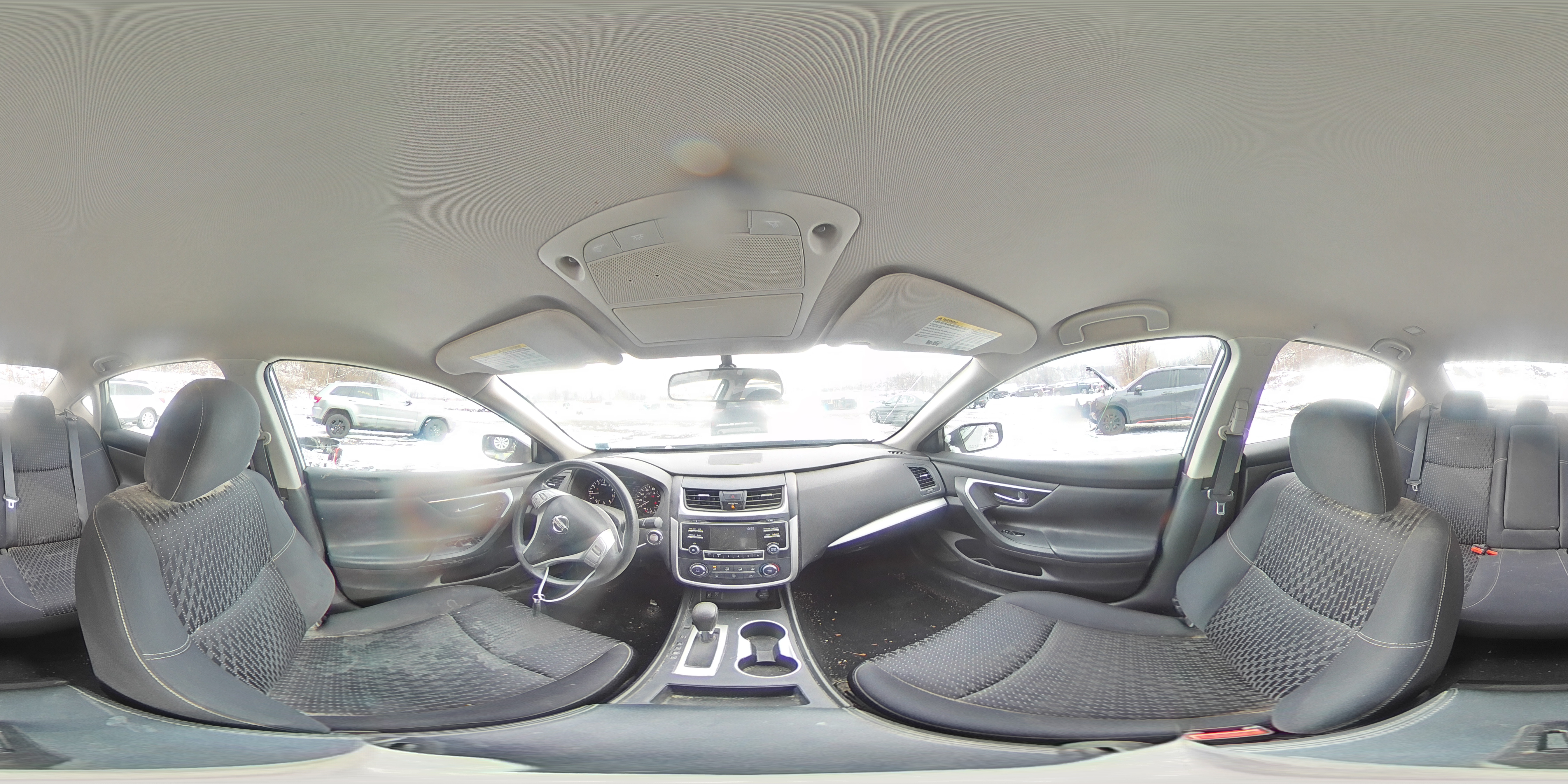 2016 Nissan Altima - Image 13