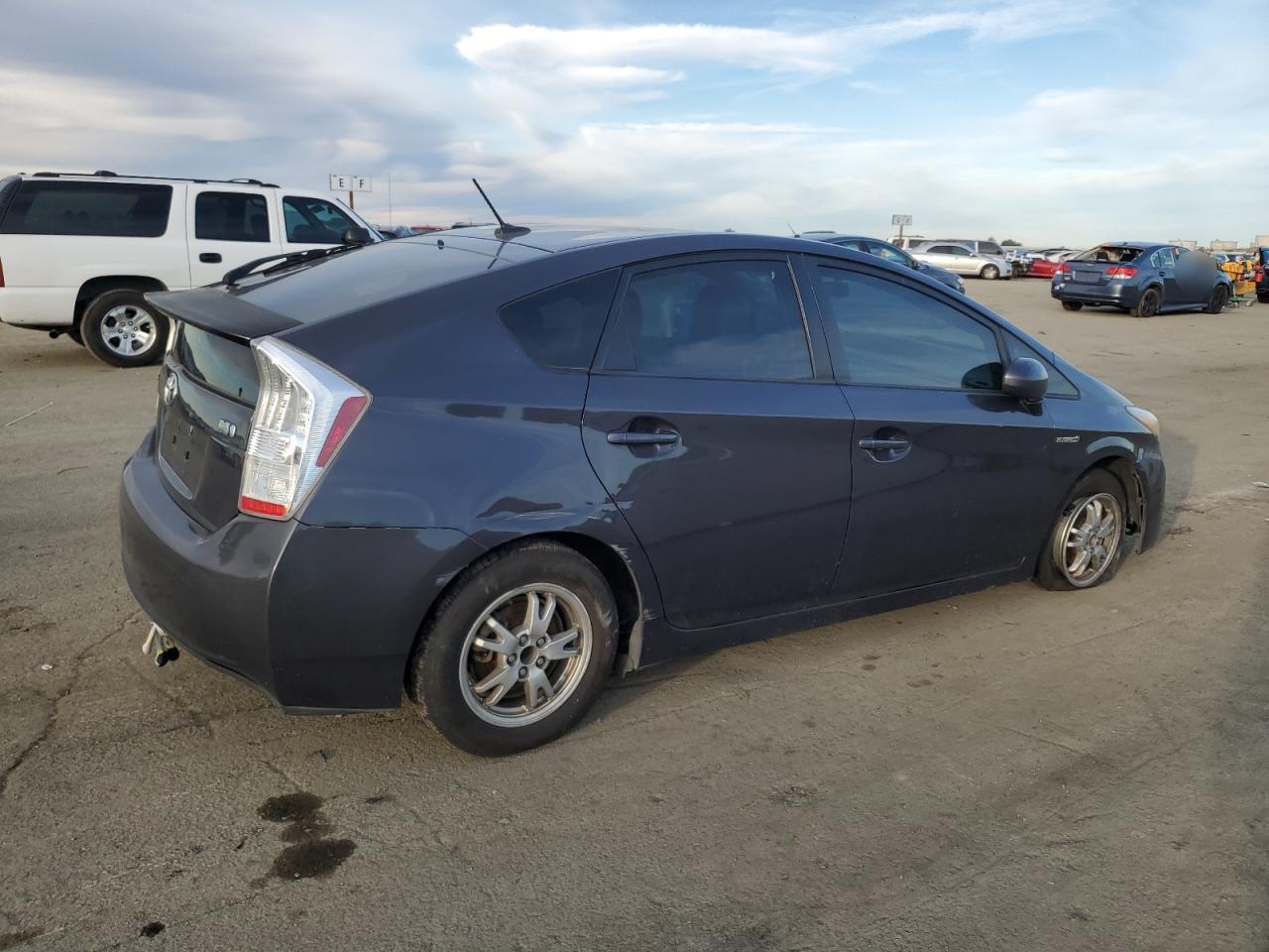 2011 Toyota Prius - Image 3