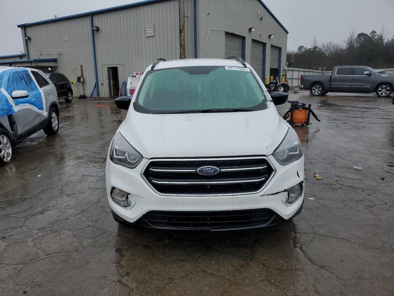 2019 Ford Escape - Image 5