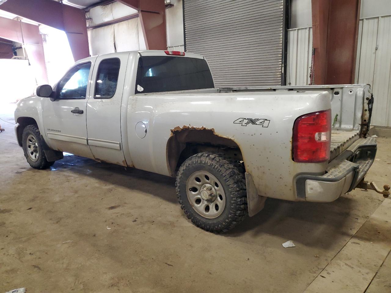 2011 Chevrolet Silverado - Image 2