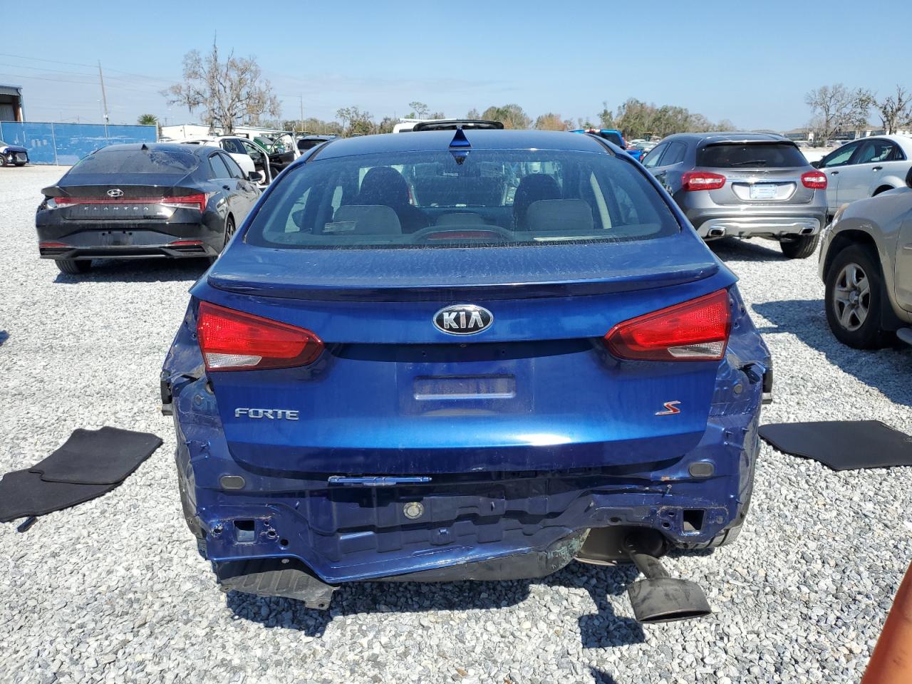 2018 Kia Forte - Image 6