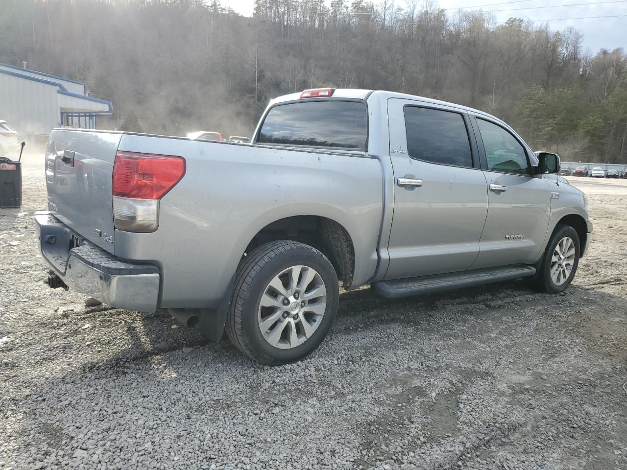 2013 Toyota Tundra - Image 3