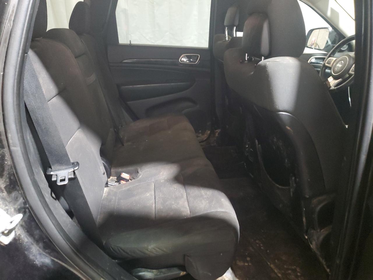 2012 Jeep Grand Cherokee - Image 11
