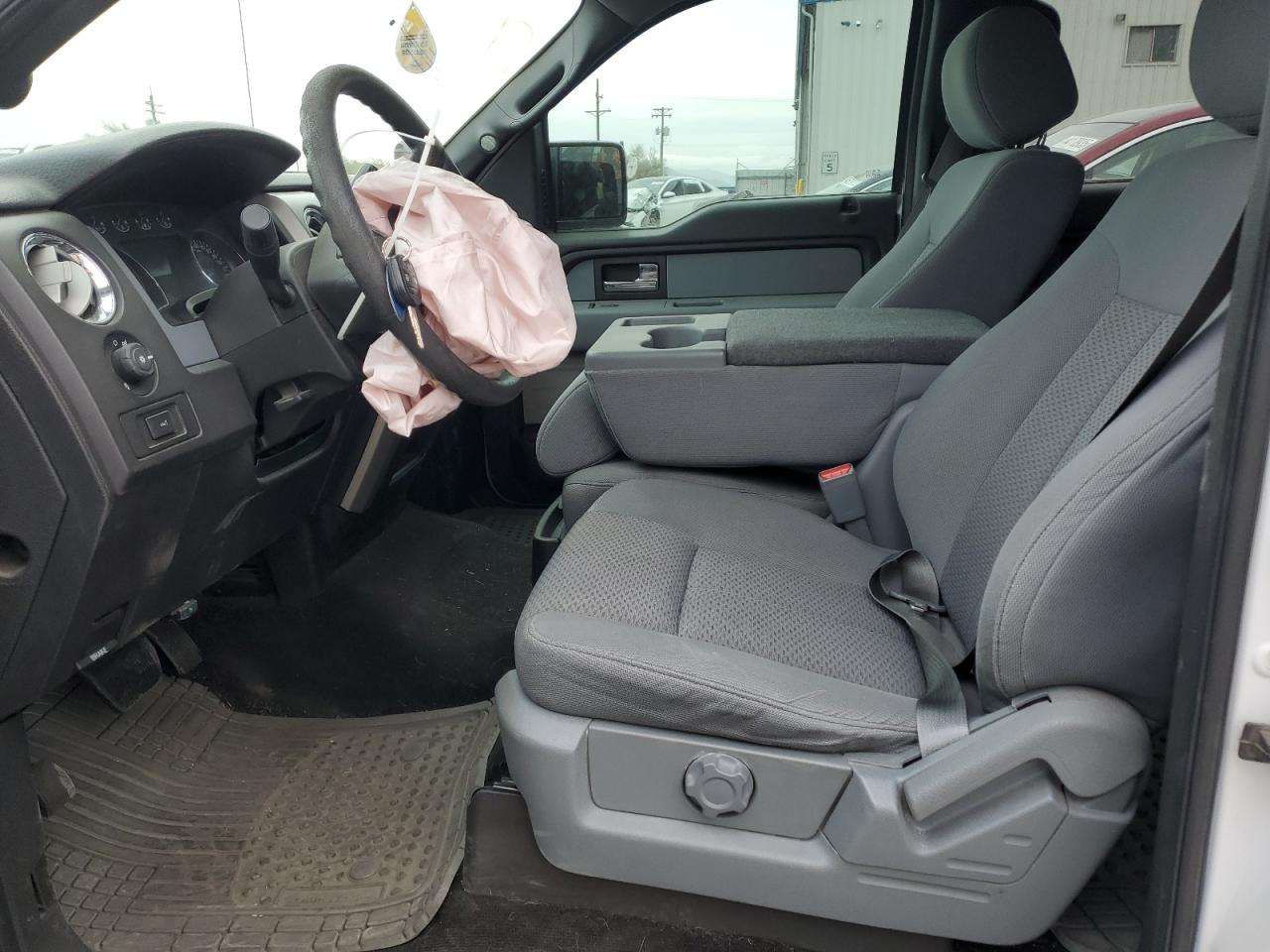 2014 Ford F-150 - Image 7