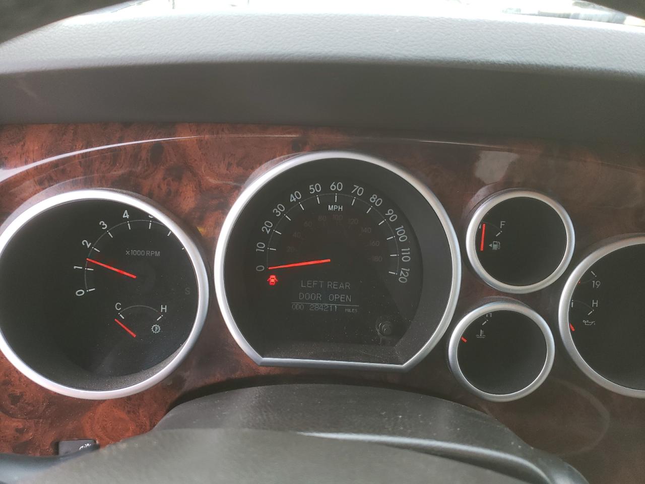 2008 Toyota Sequoia - Image 9