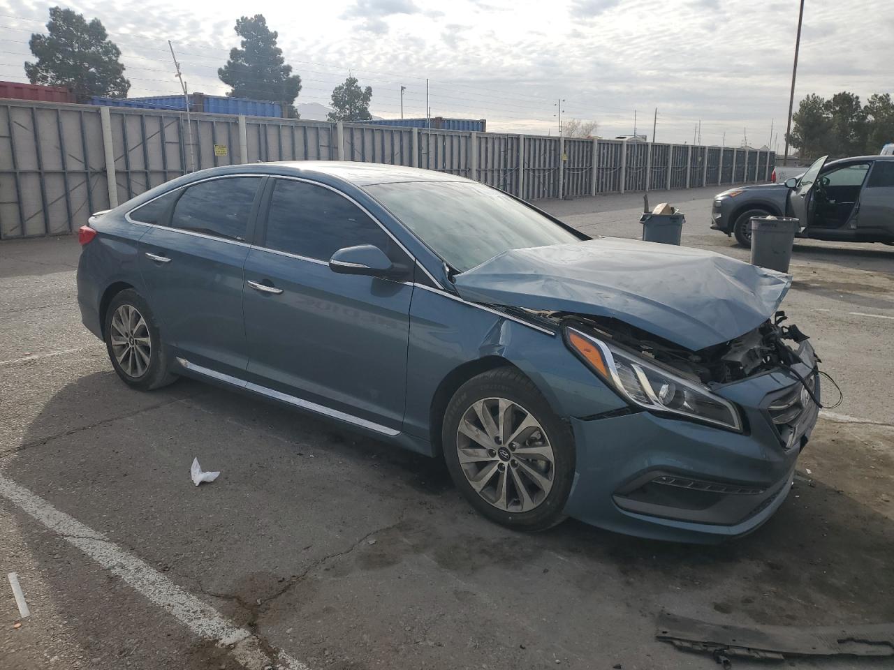 2015 Hyundai Sonata - Image 4