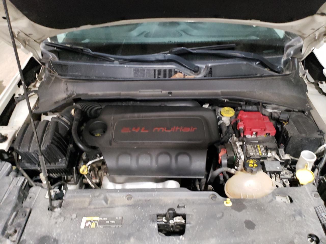 2020 Jeep Compass - Image 13