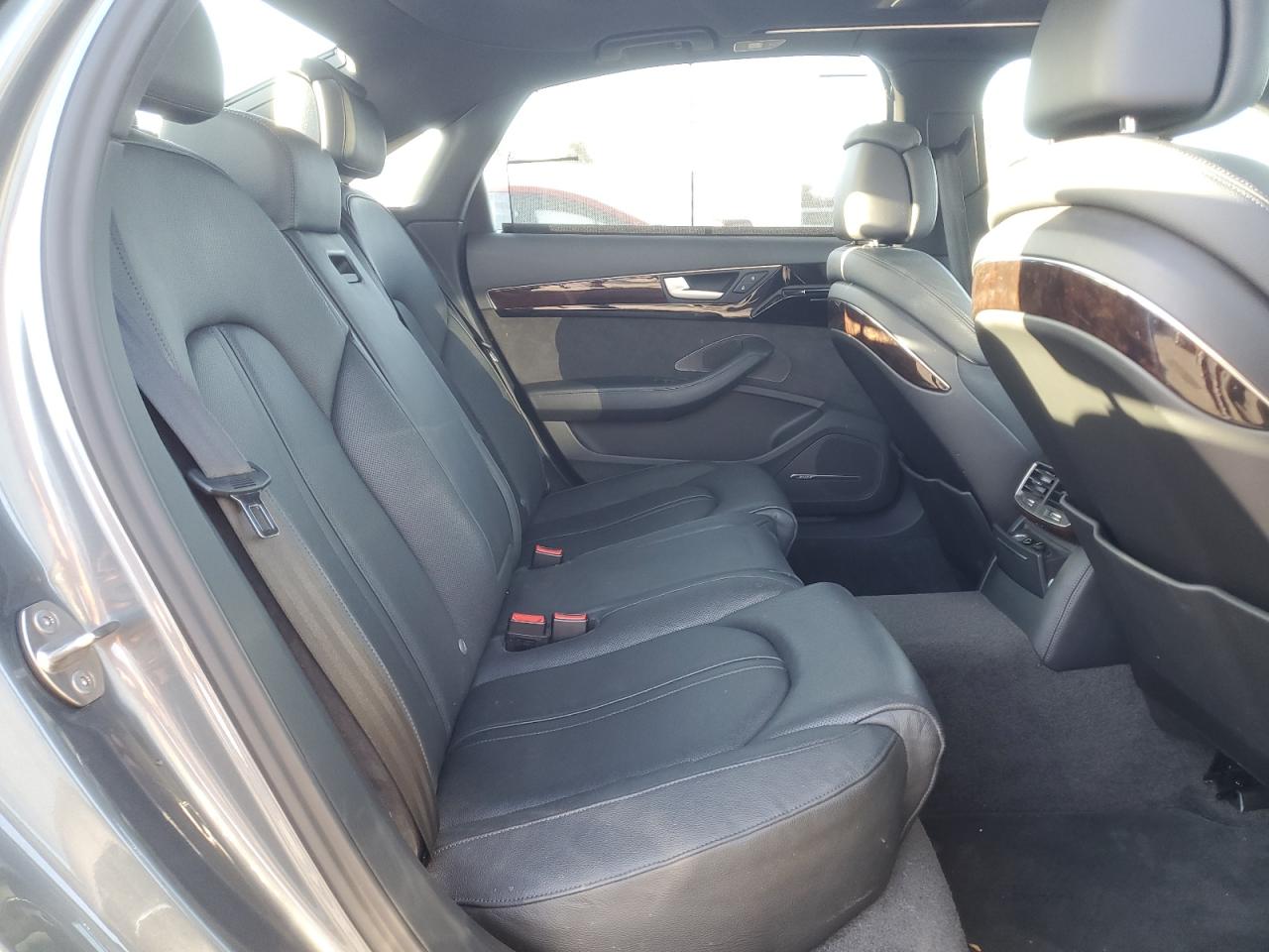 2017 Audi A8 - Image 10