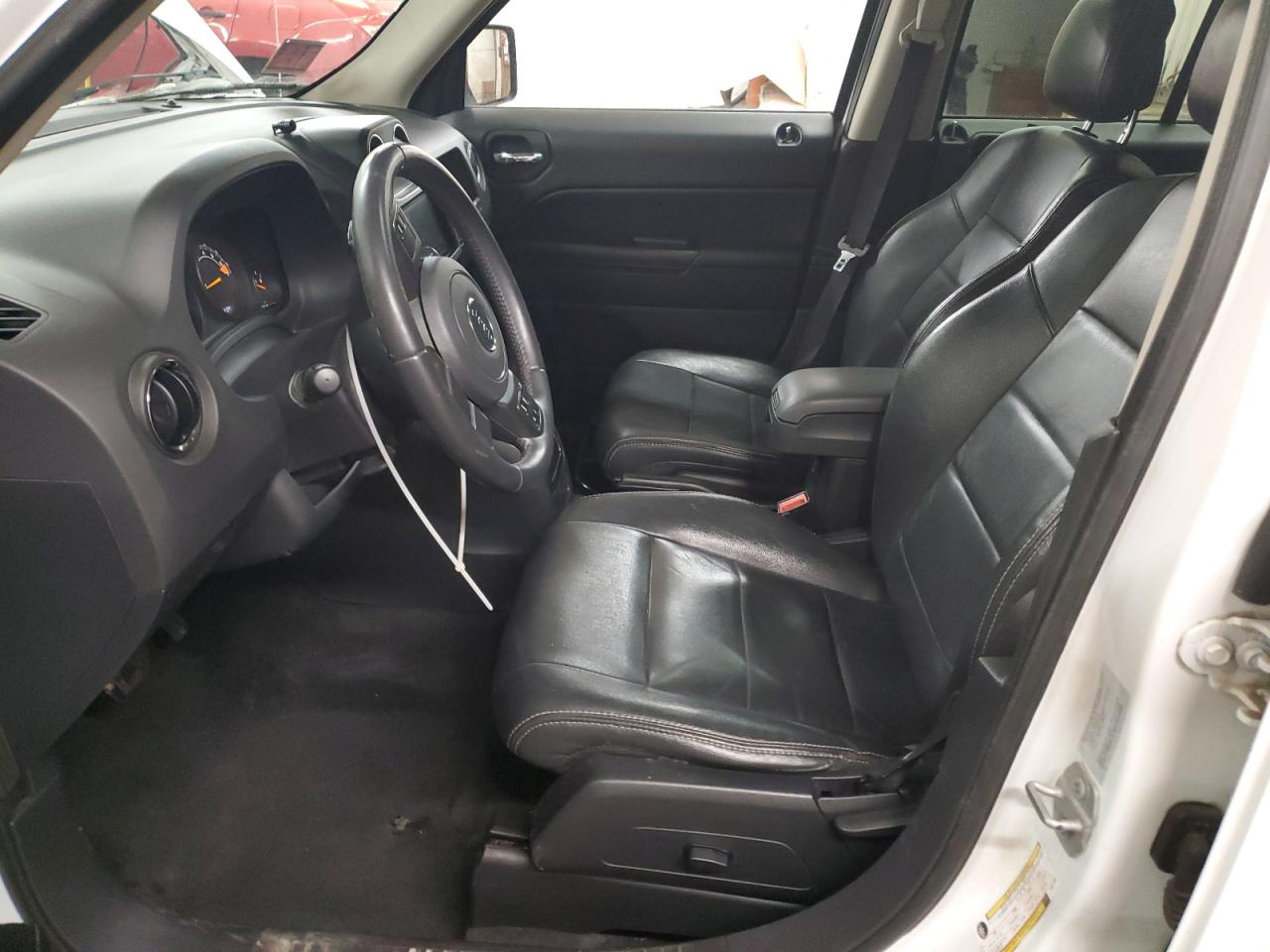 2016 Jeep Liberty (Patriot) - Image 7