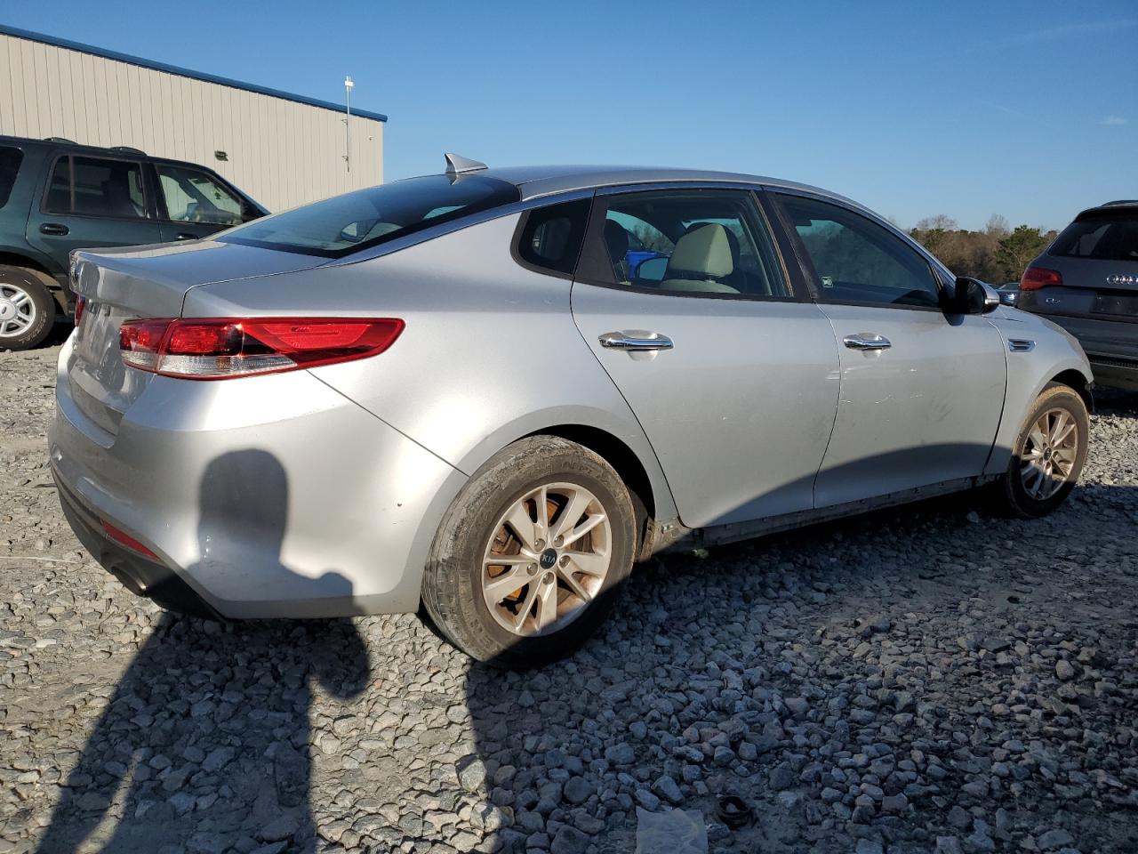 2016 Kia Optima - Image 3