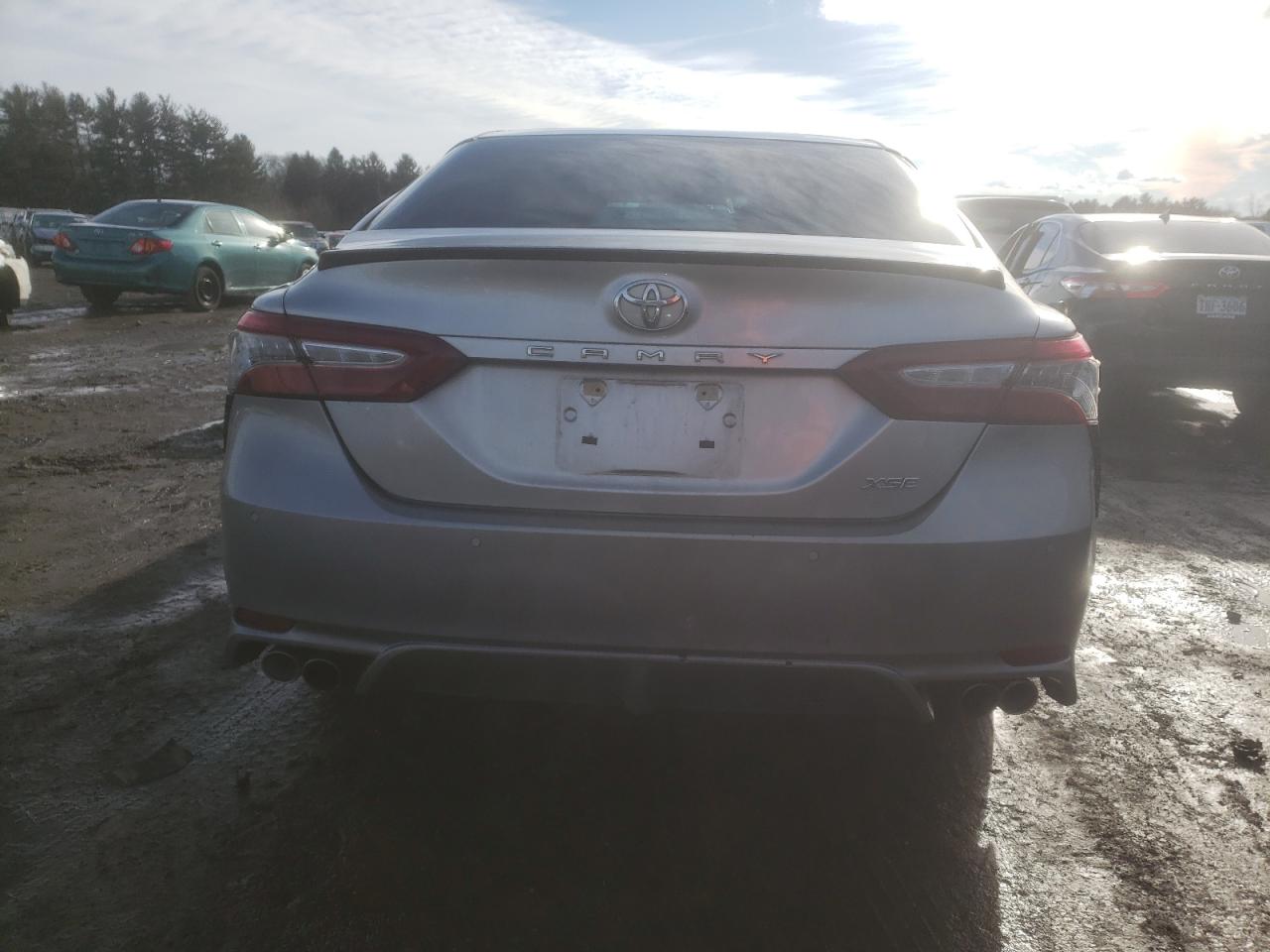 2018 Toyota Camry - Image 6