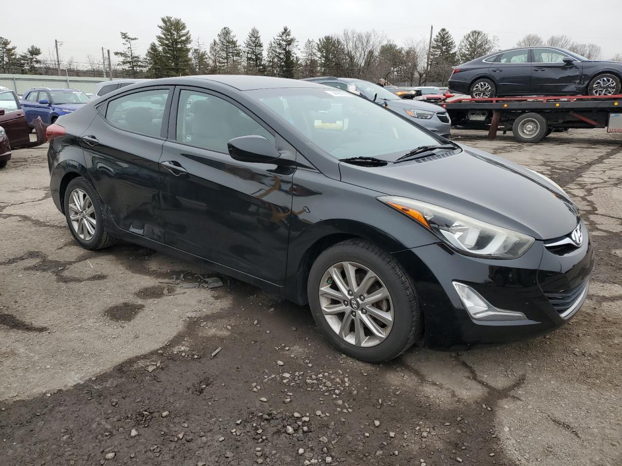 2015 Hyundai Elantra - Image 4