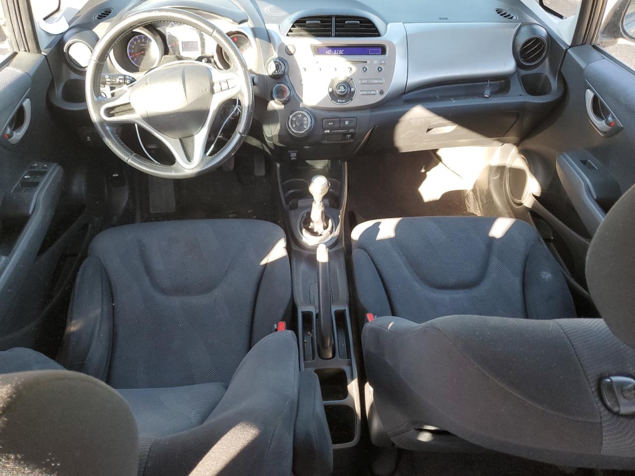 2011 Honda Fit - Image 8