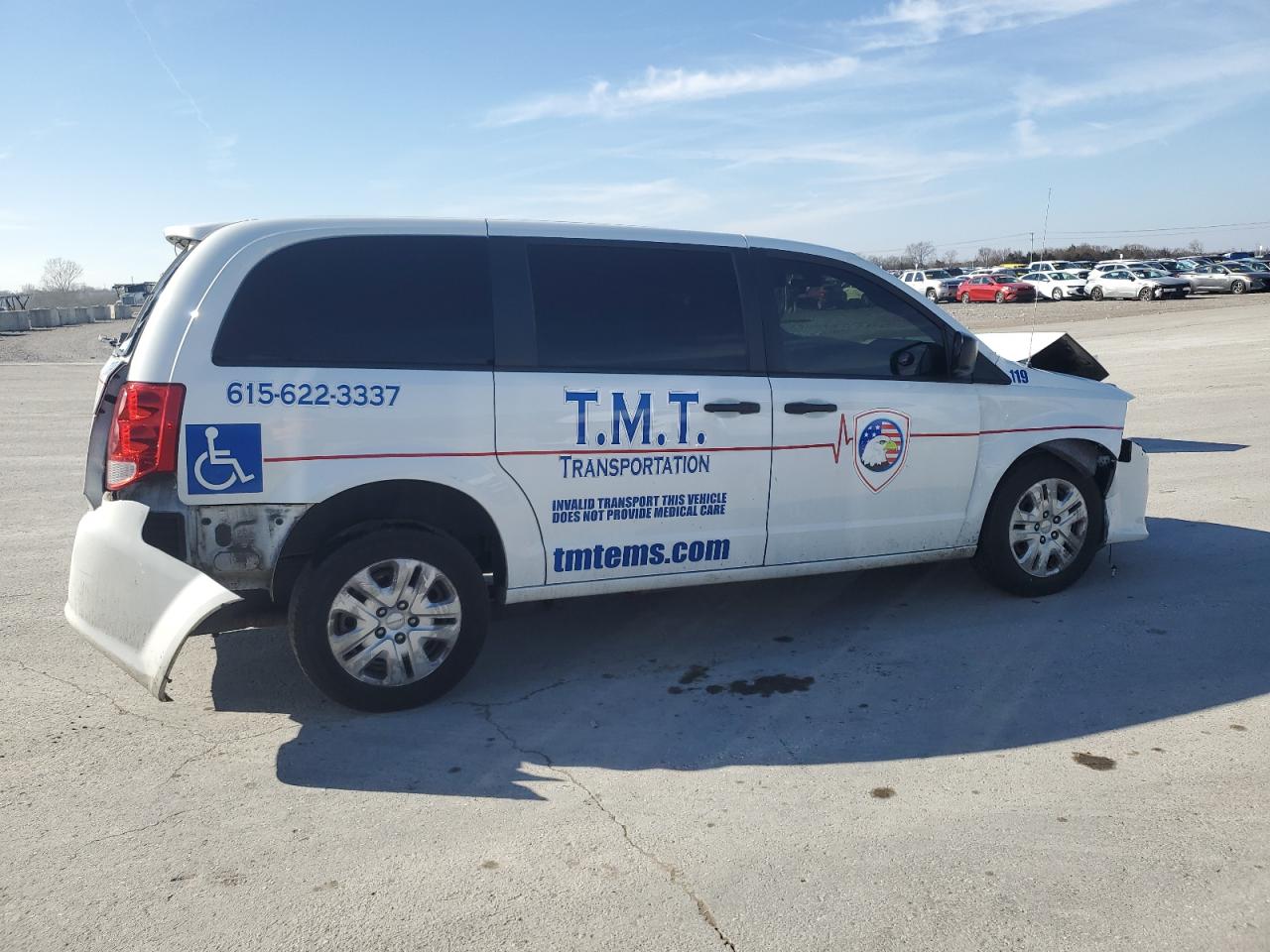 2019 Dodge Caravan - Image 3