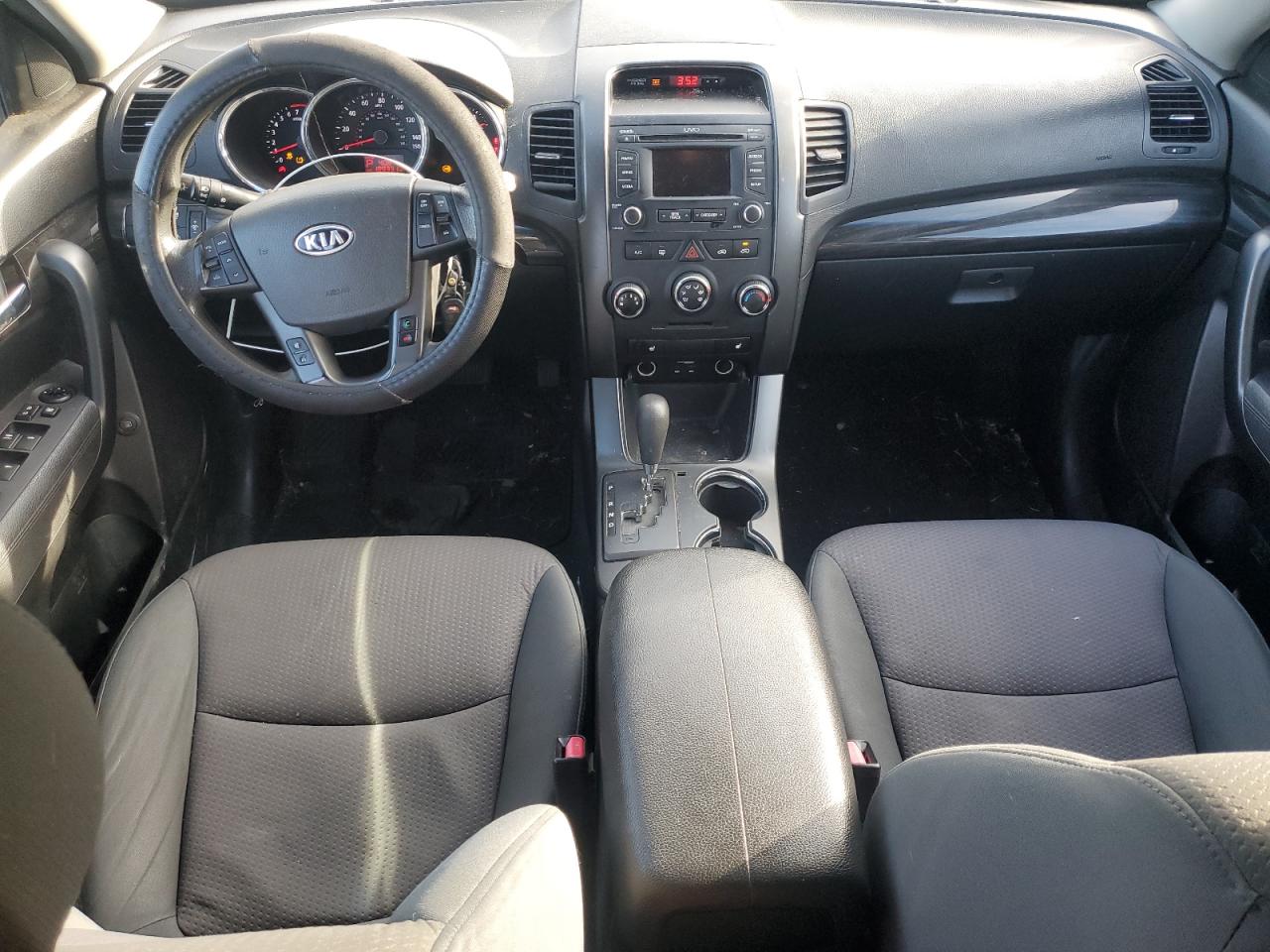 2013 Kia Sorento - Image 8