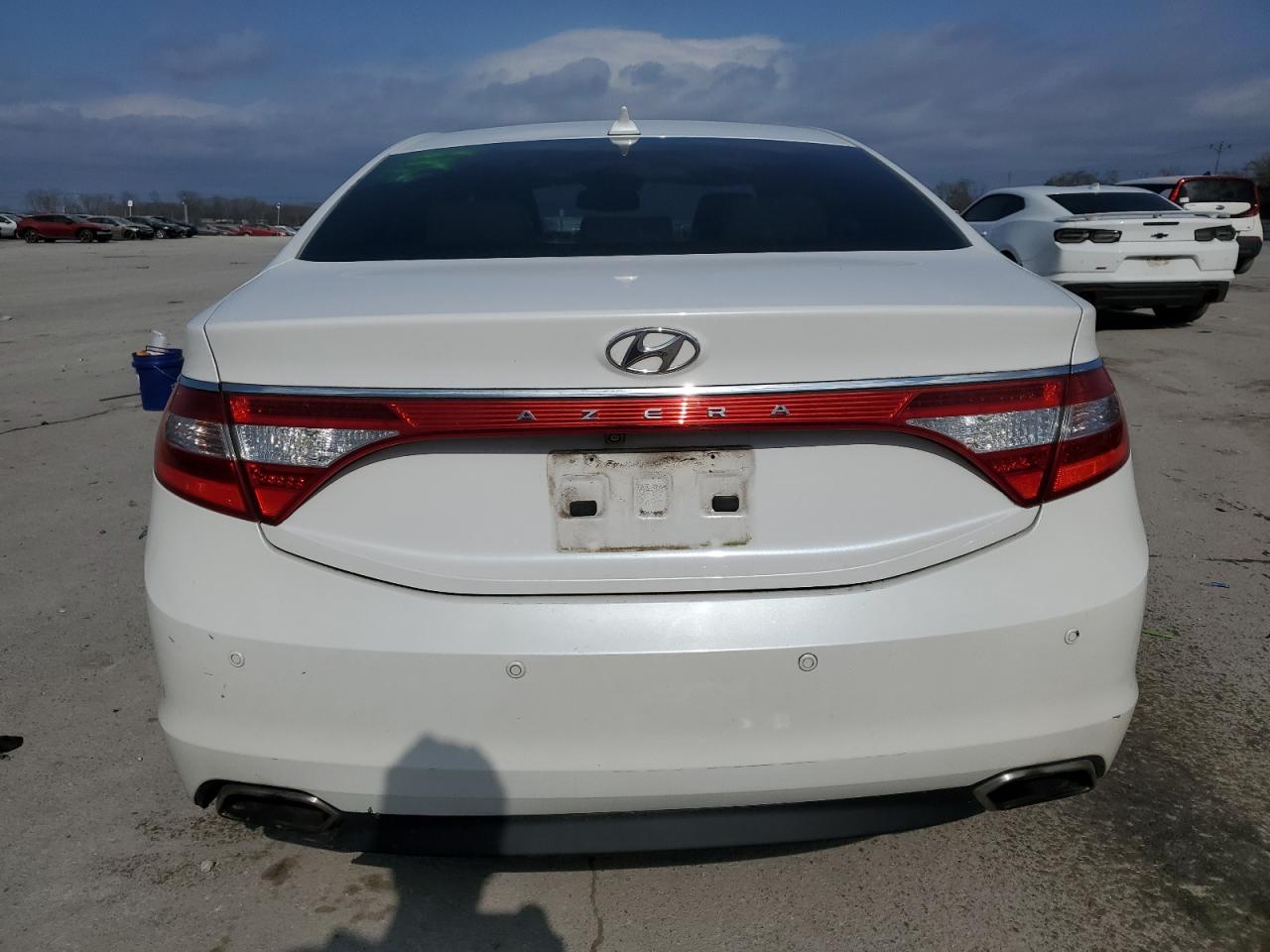 2015 Hyundai Azera - Image 2