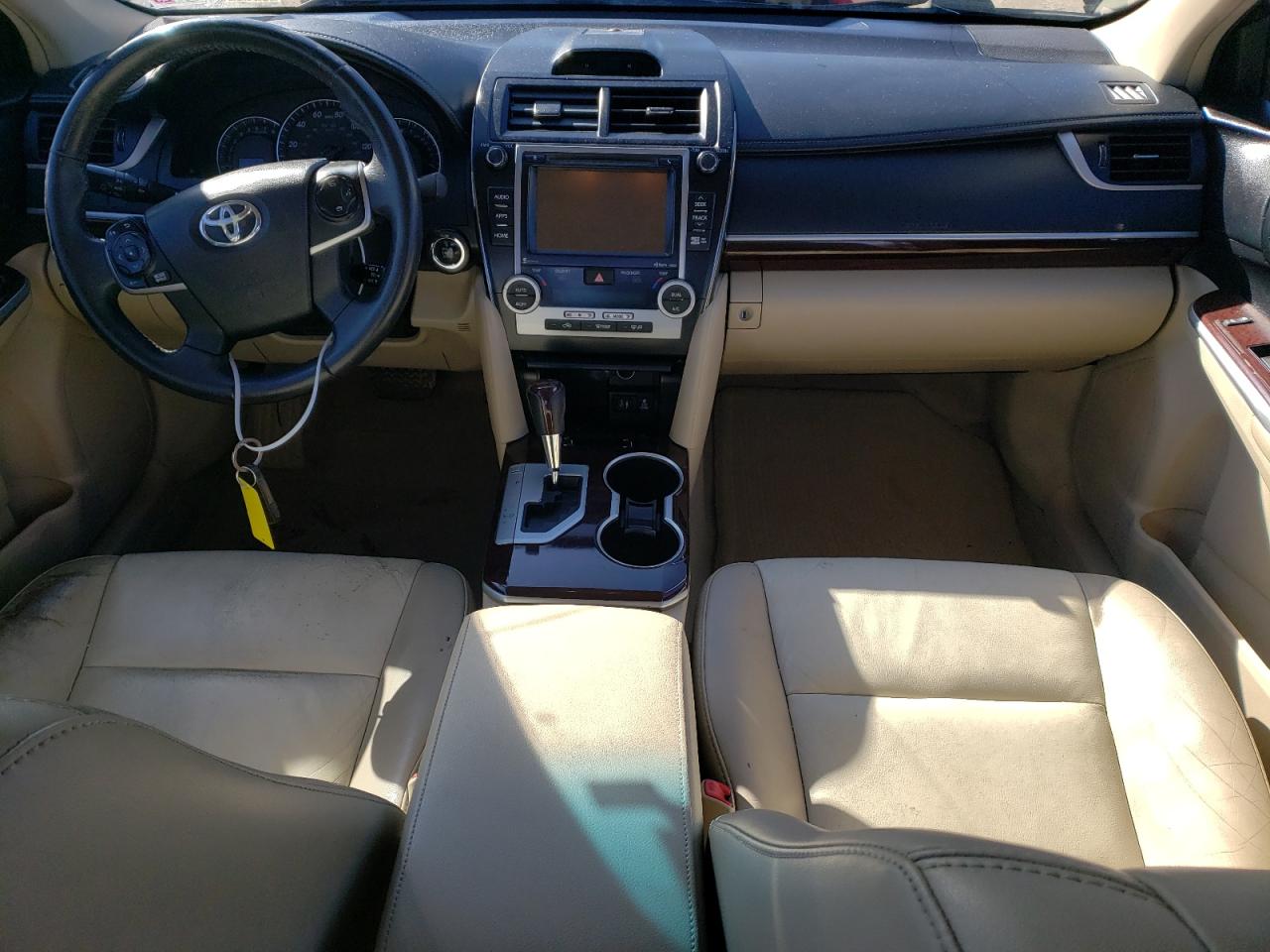 2014 Toyota Camry - Image 8