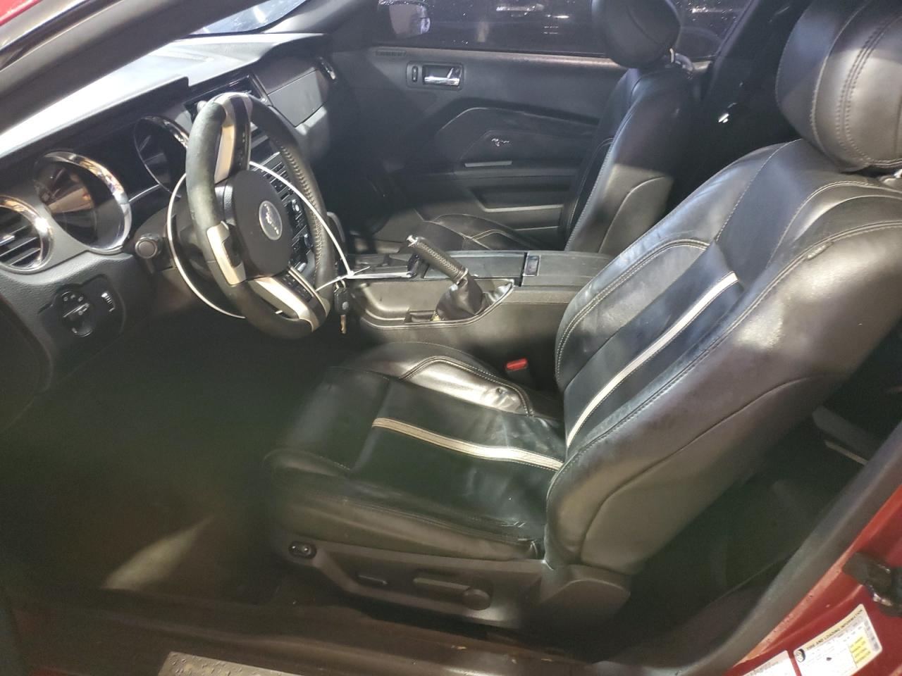 2014 Ford Mustang - Image 7