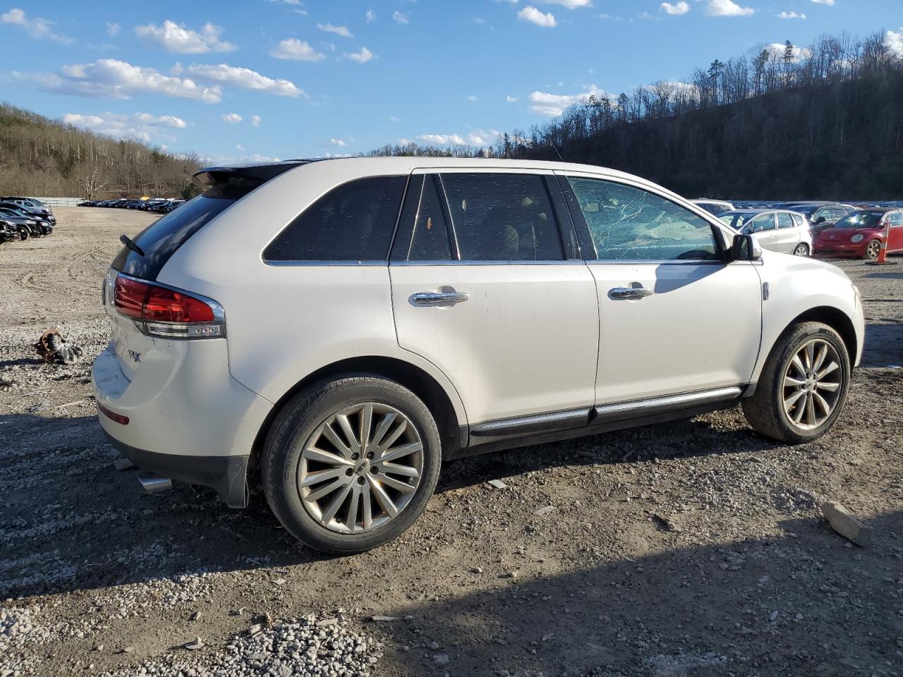 2011 Lincoln MKX - Image 3