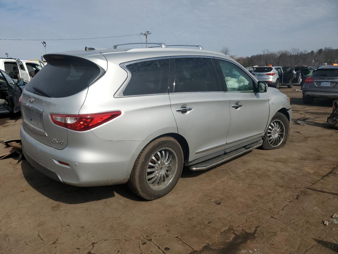 2014 Infiniti QX60 - Image 3