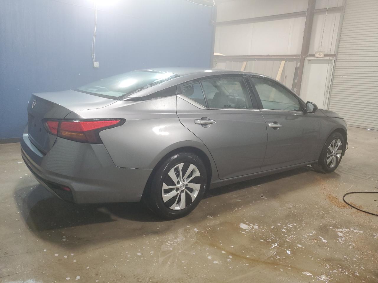 2024 Nissan Altima - Image 3