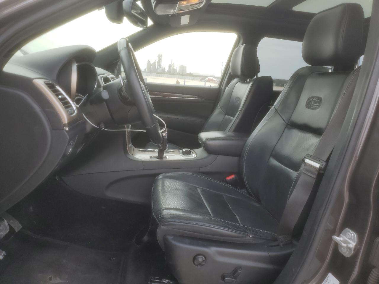 2015 Jeep Grand Cherokee - Image 7