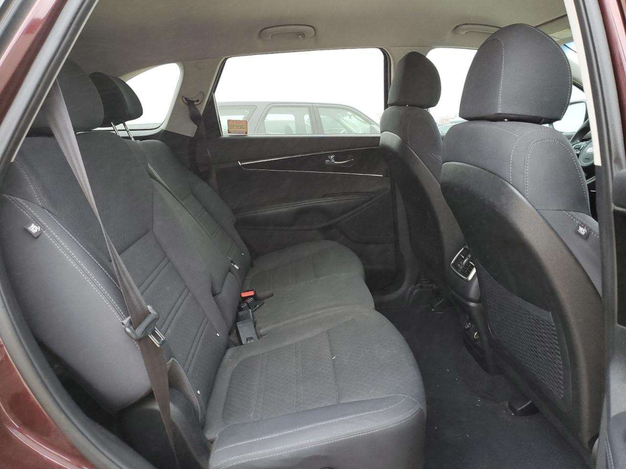 2018 Kia Sorento - Image 11
