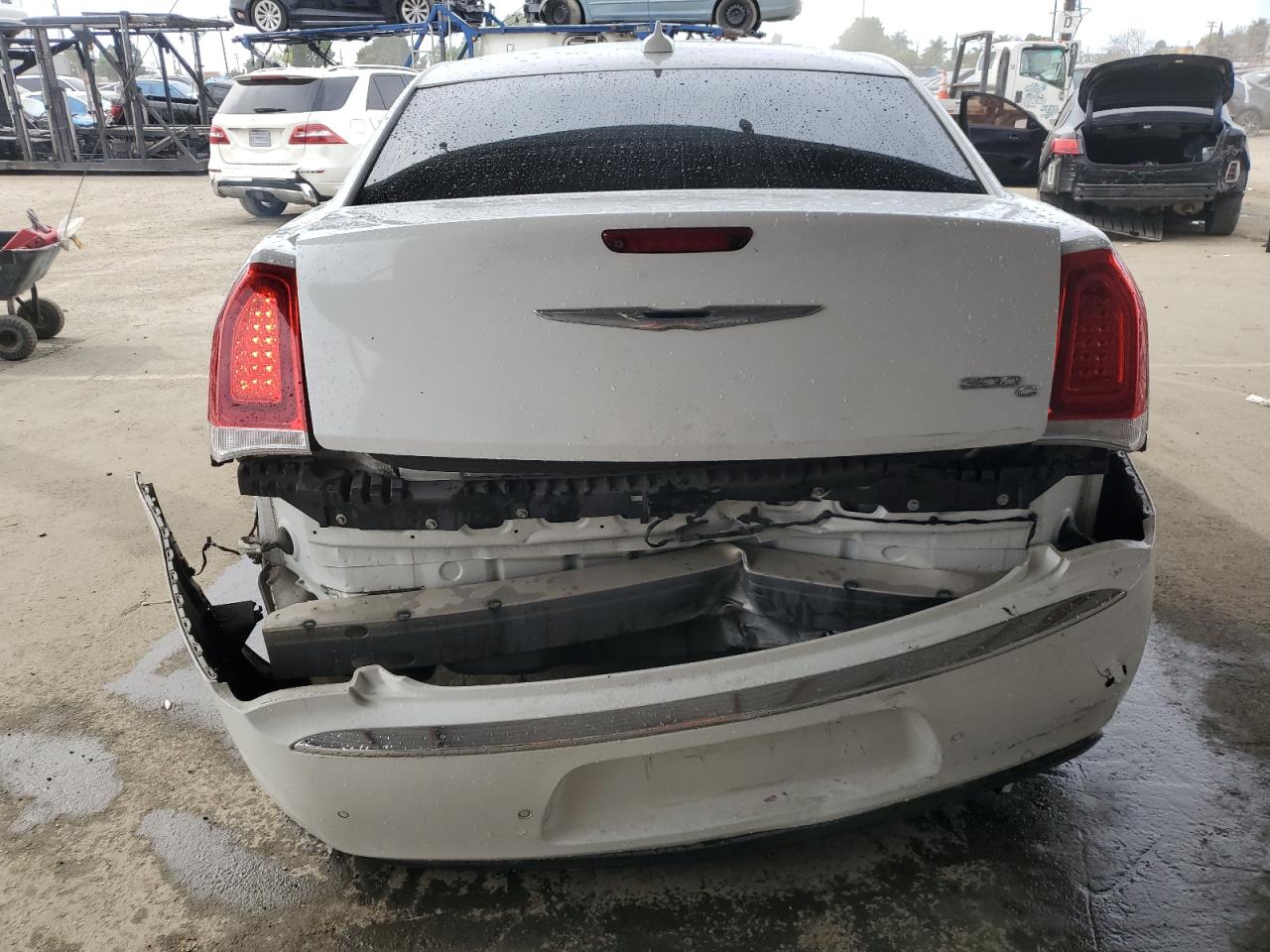 2015 Chrysler 300 - Image 6