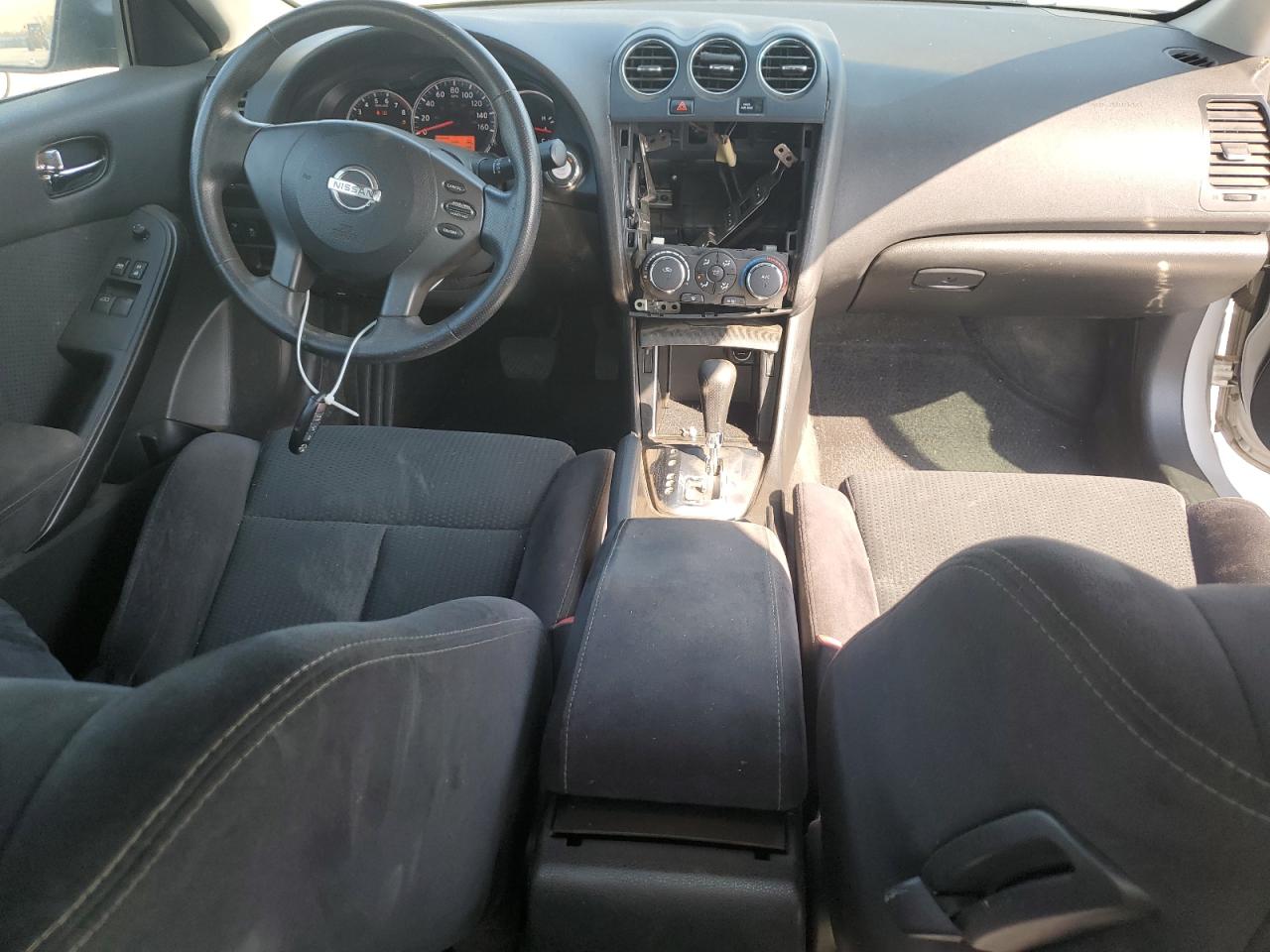 2011 Nissan Altima - Image 8