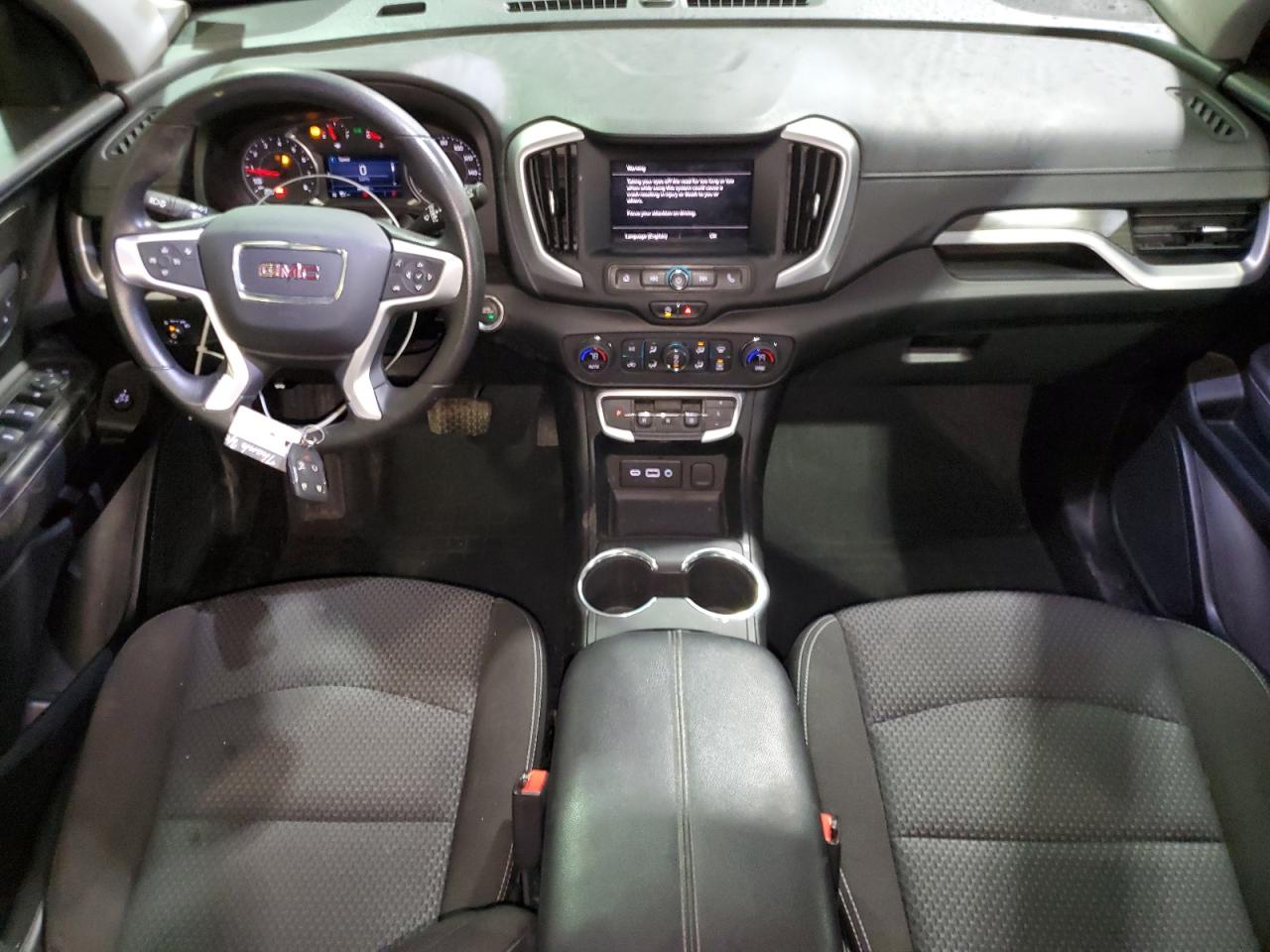 2022 GMC Terrain - Image 8