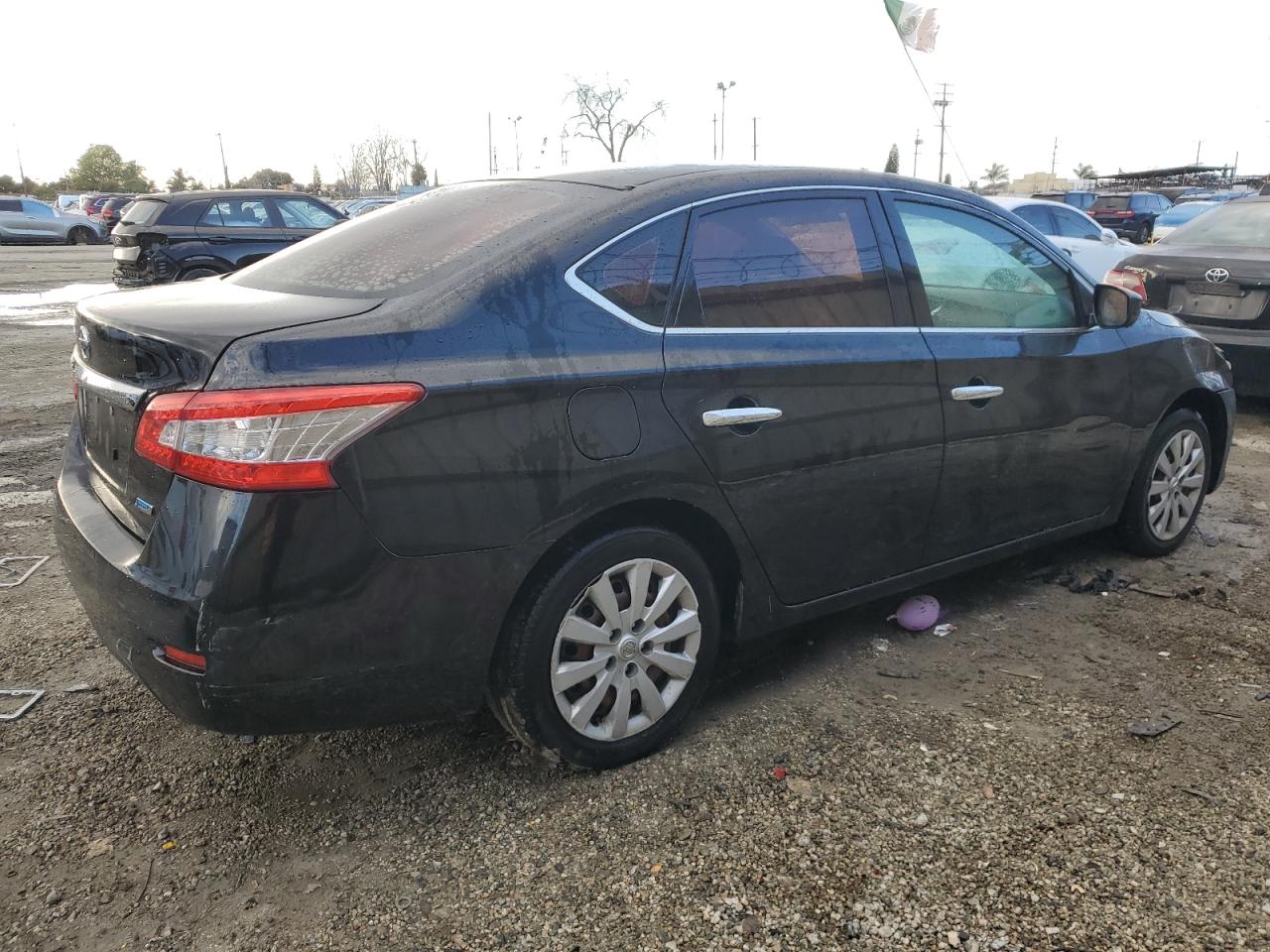 2014 Nissan Sentra - Image 3