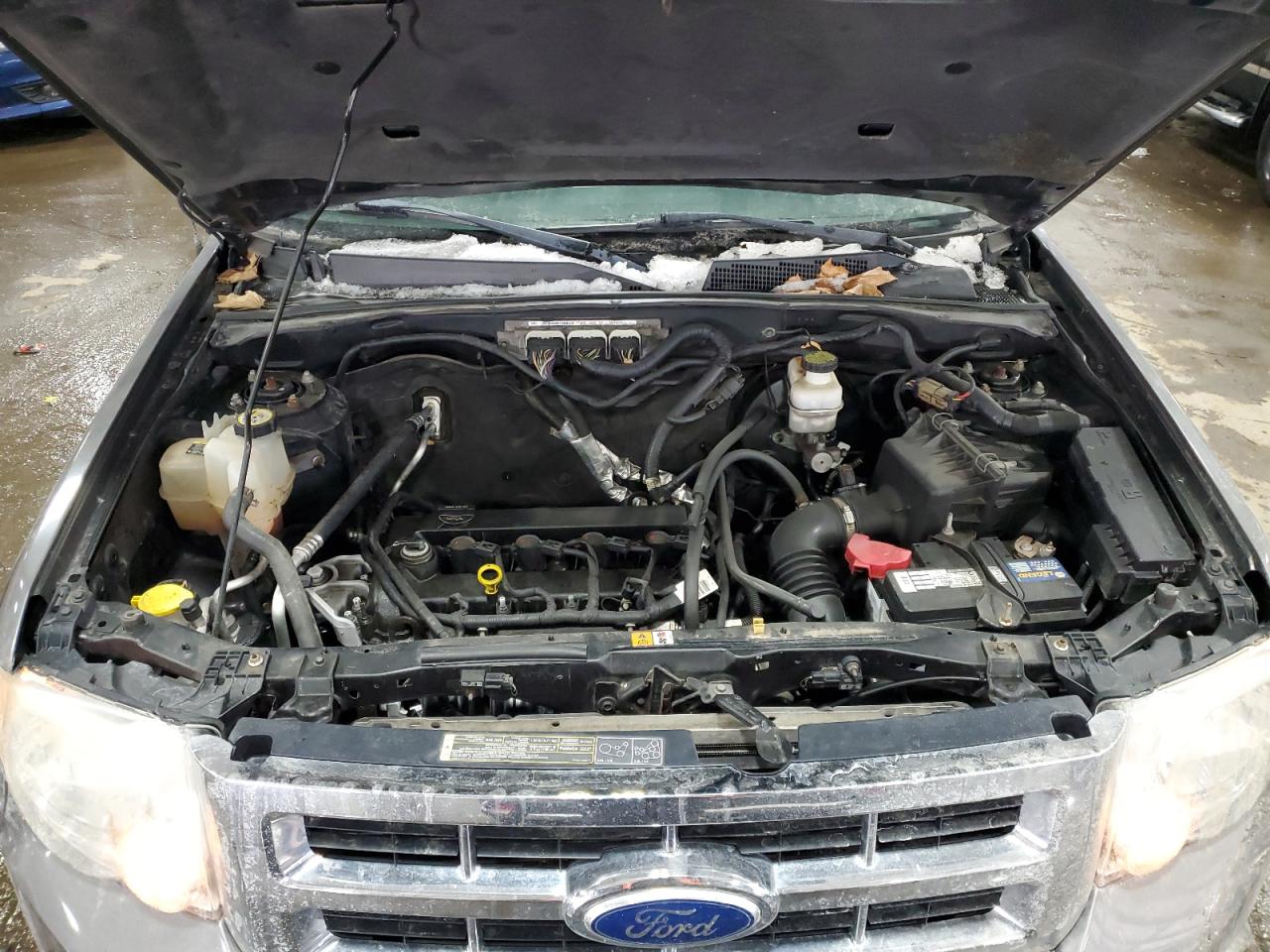 2011 Ford Escape - Image 13