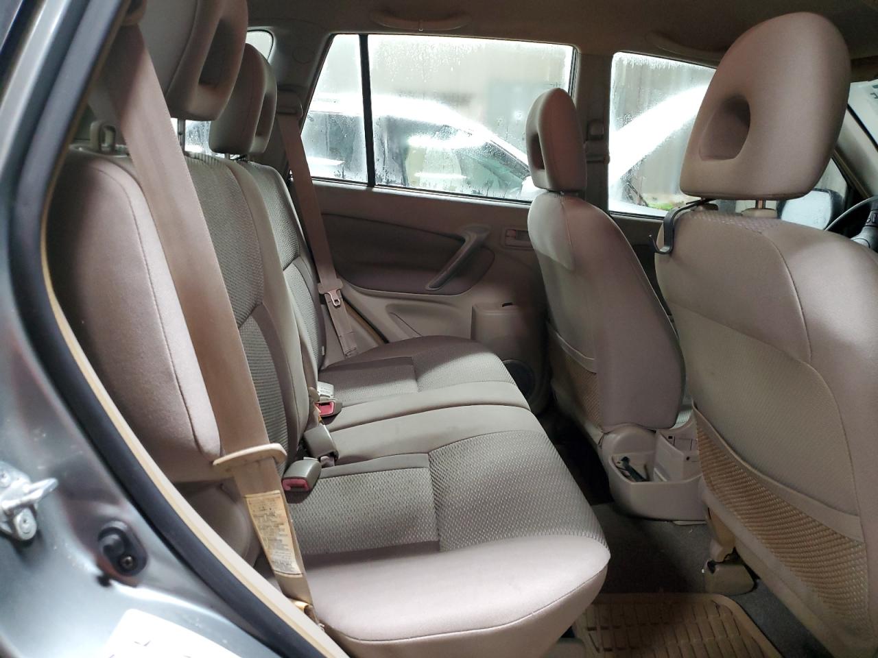 2004 Toyota RAV 4 - Image 10