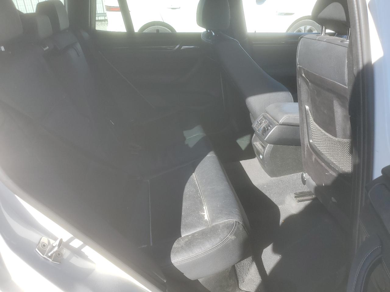 2016 BMW X3 - Image 11