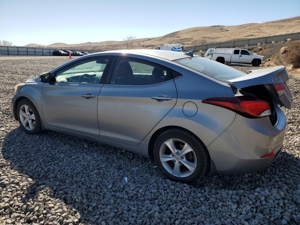 2016 Hyundai Elantra - Image 2