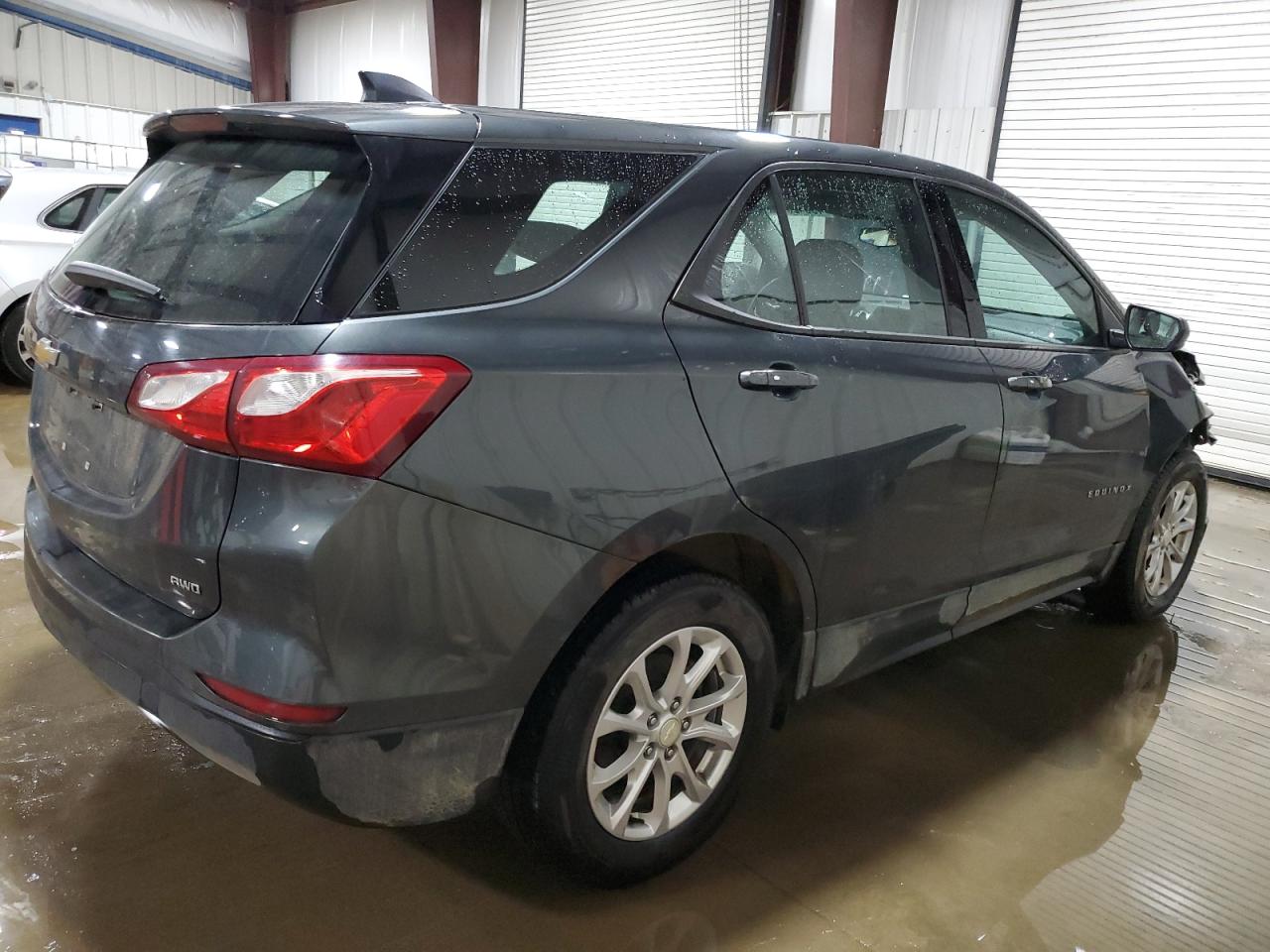 2019 Chevrolet Equinox - Image 3