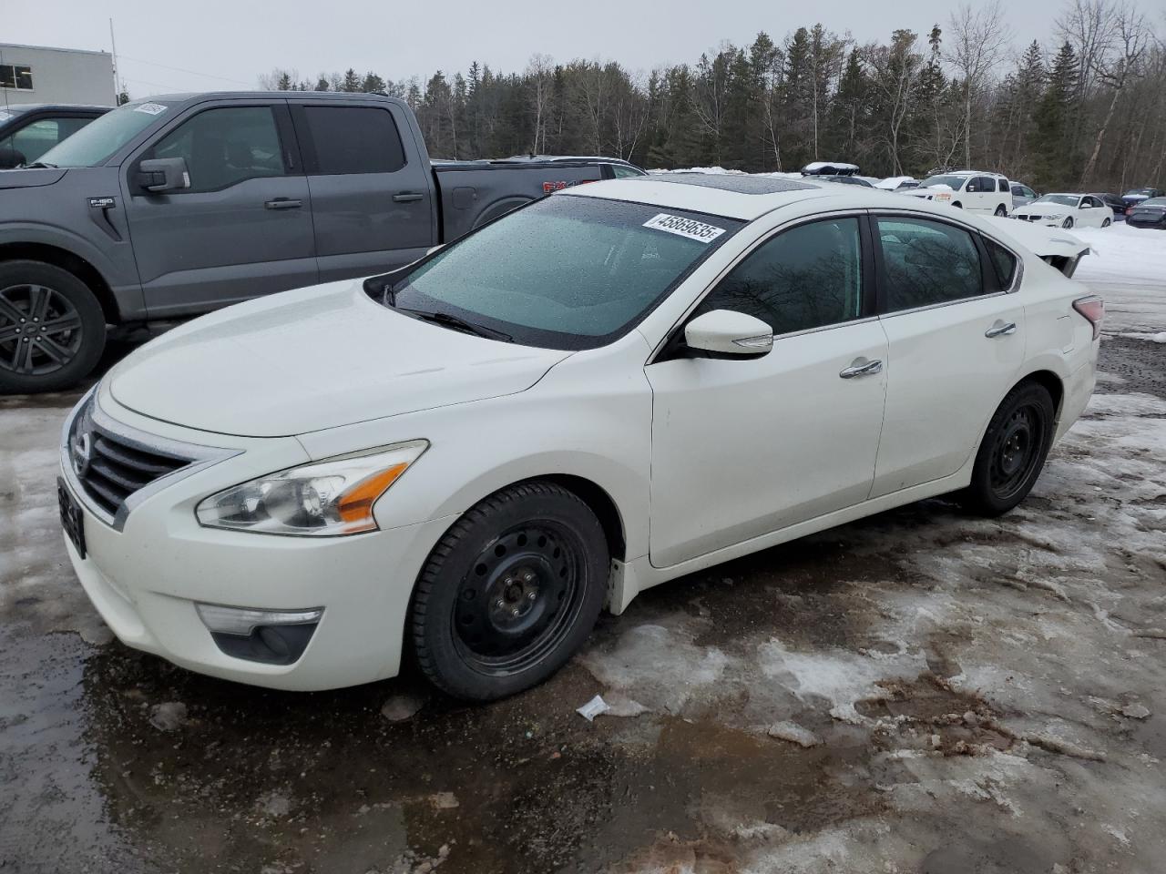 2015 Nissan Altima - Image 1