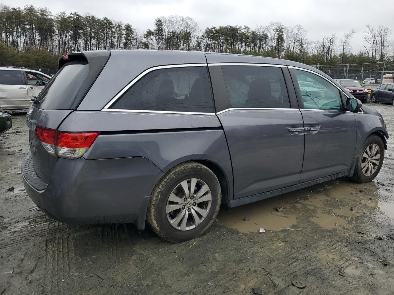 2016 Honda Odyssey - Image 3