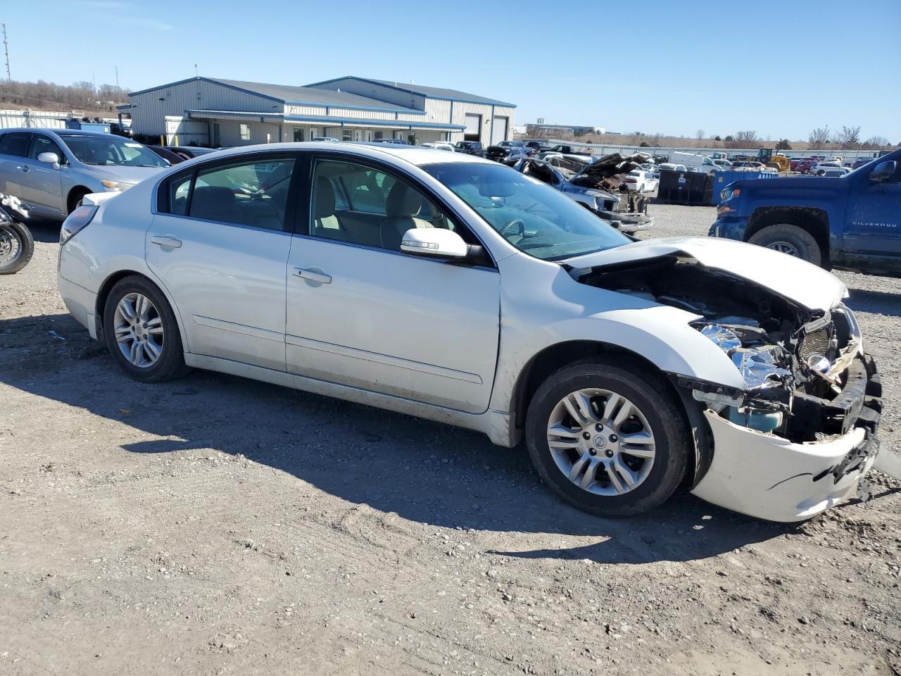 2010 Nissan Altima - Image 4