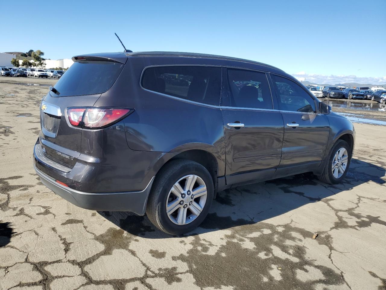 2014 Chevrolet Traverse - Image 3