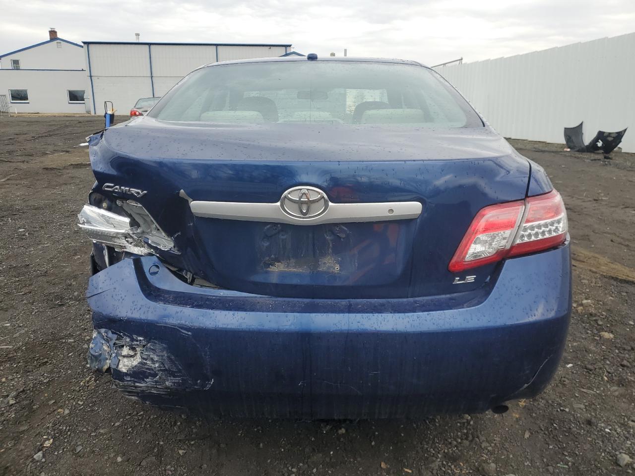 2010 Toyota Camry - Image 6