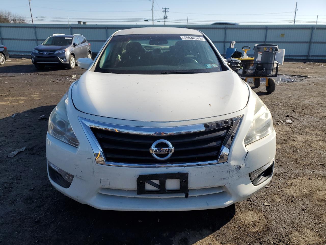 2015 Nissan Altima - Image 5